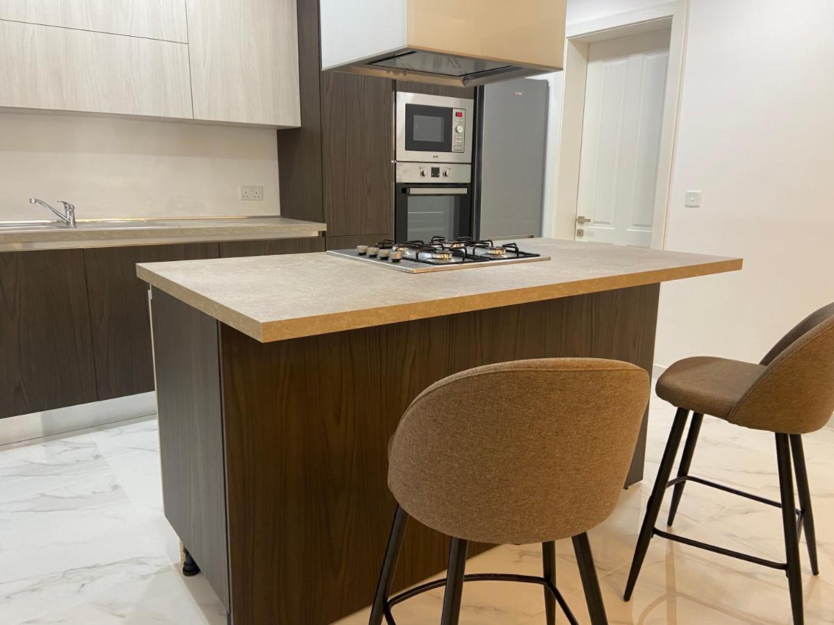 Theatre Apartment Mellieħa Екстериор снимка
